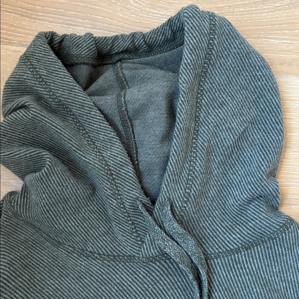 Men’s Faherty hooded sweatshirt size XL - Picture 2 of 5